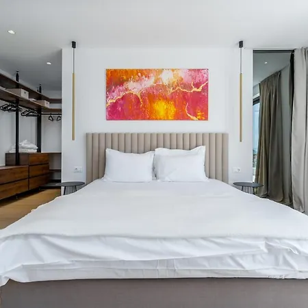 New! Seaview Nocturno With 4 En-suite Bedrooms, Private 35smq Infinity Pool With Hydromassage Villa Podstrana
