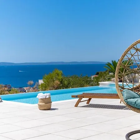 New! Seaview Nocturno With 4 En-suite Bedrooms, Private 35smq Infinity Pool With Hydromassage *