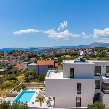 Villa New! Seaview Nocturno With 4 En-suite Bedrooms, Private 35smq Infinity Pool With Hydromassage