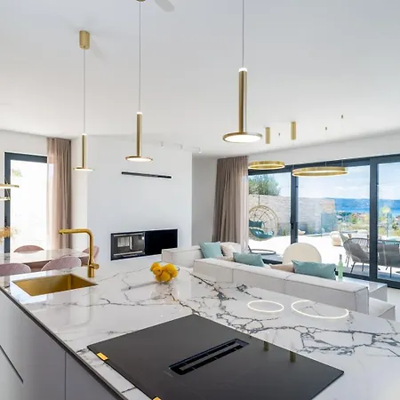 Villa New! Seaview Nocturno With 4 En-suite Bedrooms, Private 35smq Infinity Pool With Hydromassage *