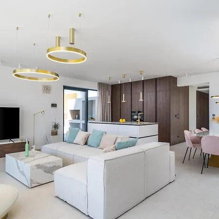 New! Seaview Nocturno With 4 En-suite Bedrooms, Private 35smq Infinity Pool With Hydromassage Villa *