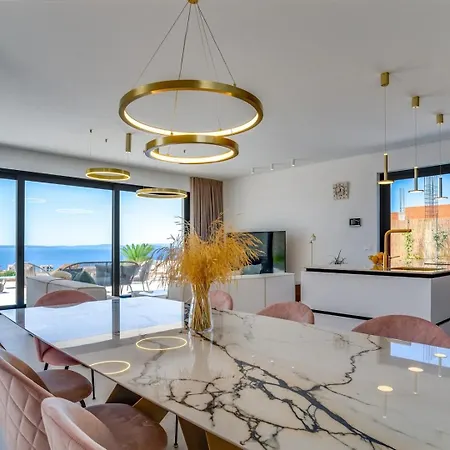 Villa New! Seaview Nocturno With 4 En-suite Bedrooms, Private 35smq Infinity Pool With Hydromassage