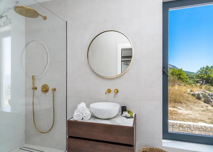 Seaview Nocturno With 4 En-suite Bedrooms, Private 35smq Infinity Pool With Hydromassage 别墅 珀德垂那